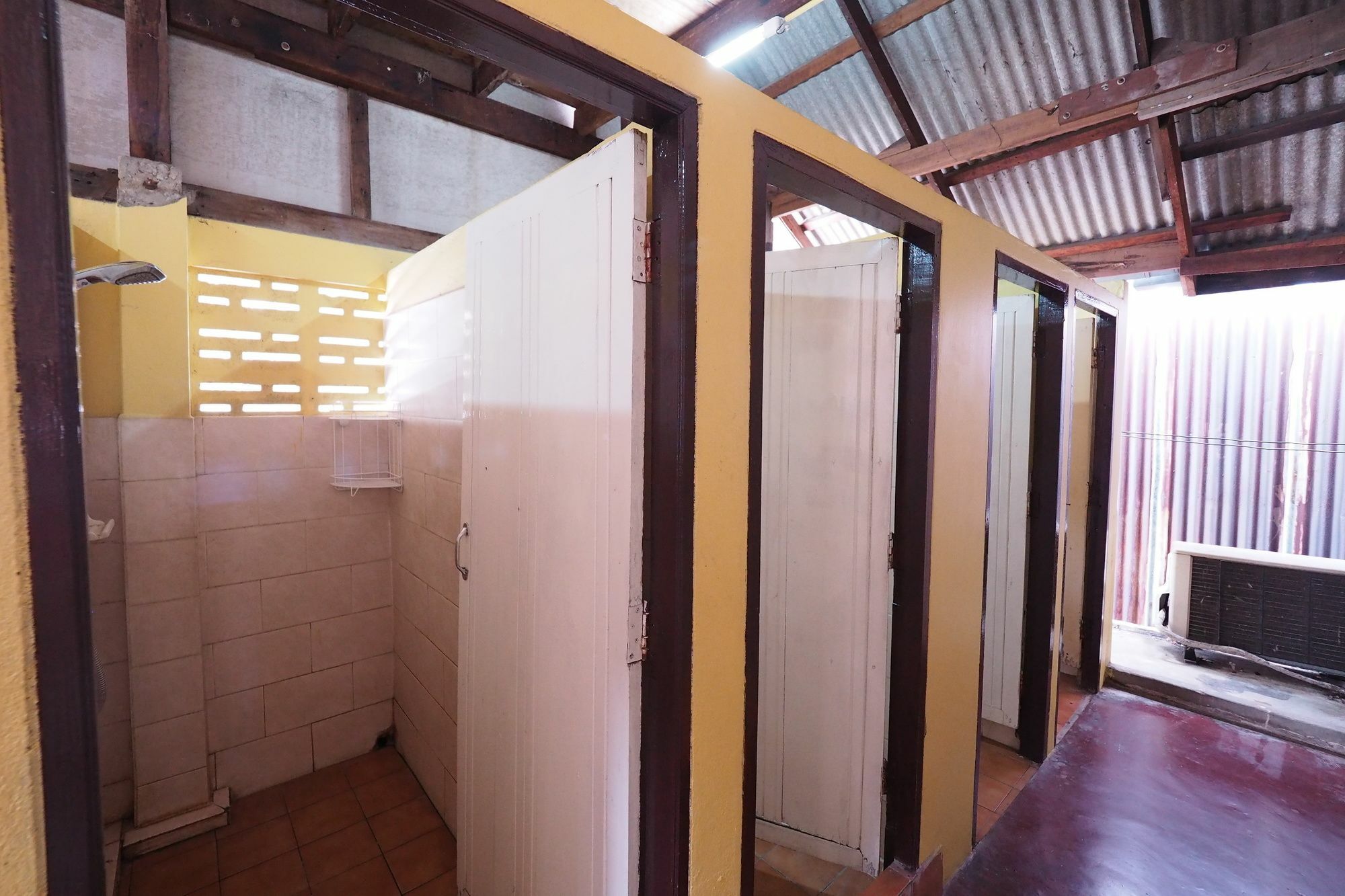 Brickhouse Ayutthaya Guesthouse Est 1986 Eksteriør billede